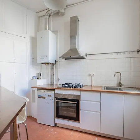 Veeve - Continental Reach Apartment
